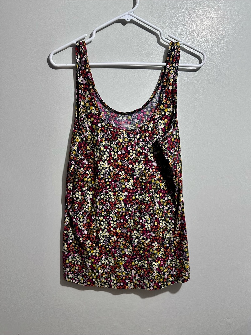 No Boundaries Black Floral Scoop Tank Top Size XXL (1353)